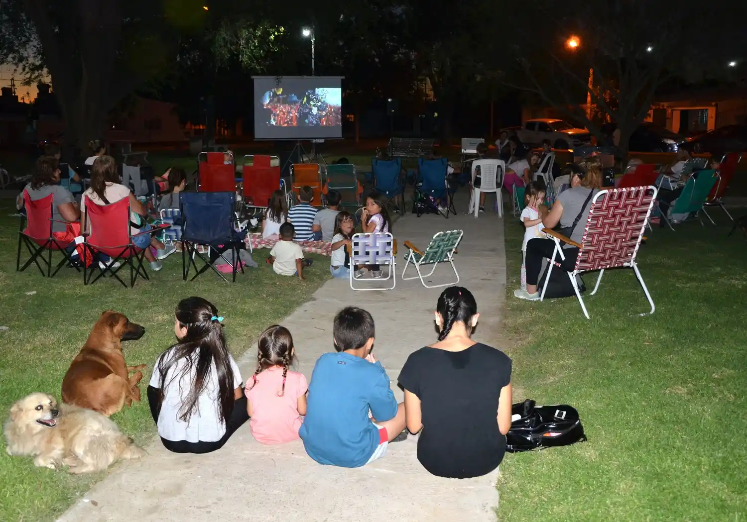 Pelis gratis en la ciudad. Foto: Municipalidad de Villa Cañás.