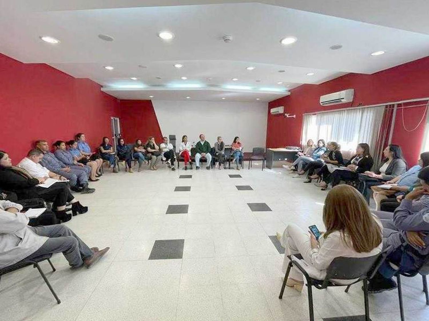 Coordinan acciones interinstitucionales
para la prevención de casos de suicidio