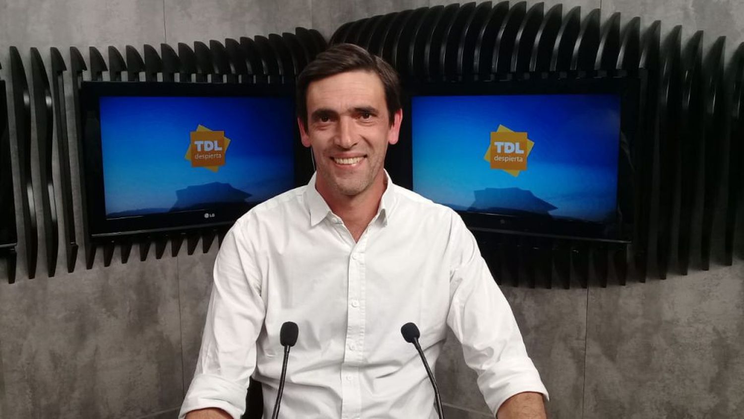 Rogelio Iparraguirre en el desayuno de Tandil Despierta