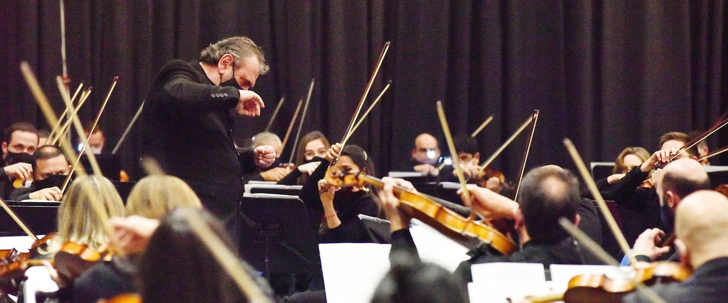 La Orquesta Sinfónica de Entre Ríos, en la Sala de Convenciones de La Vieja Usina