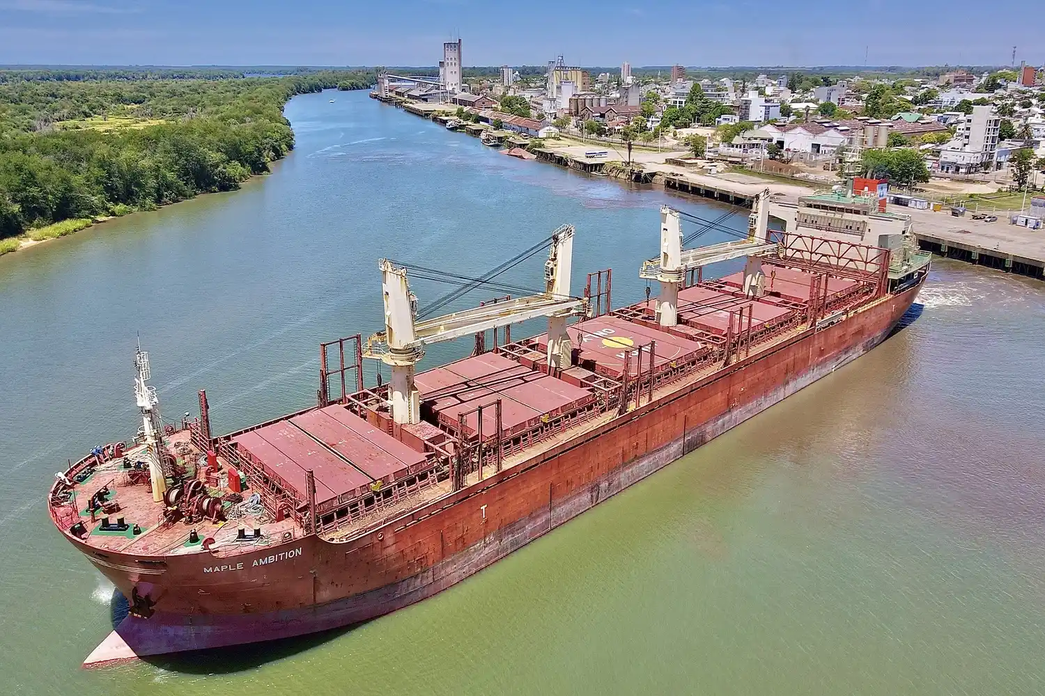 Los puertos entrerrianos ya completaron cuatro buques en 20 días e ingresan otros dos