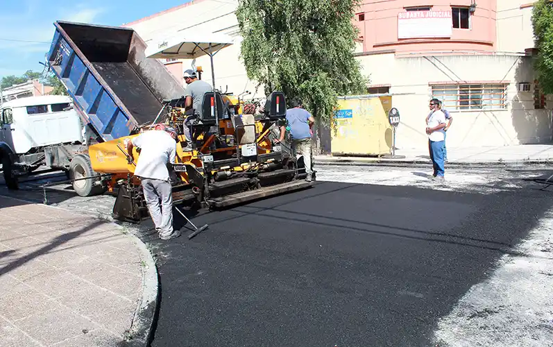 Se prevé seguir con la repavimentación y remodelación de plazas