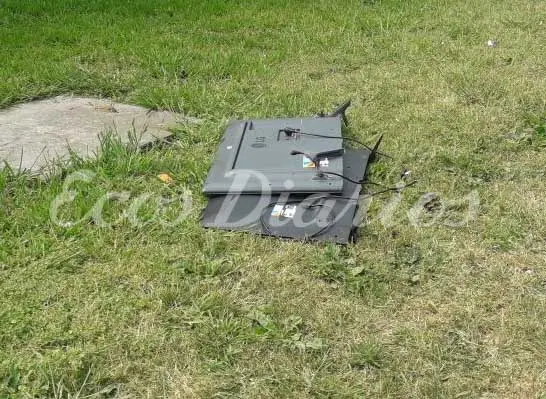 Detuvieron a un joven que escapaba con dos televisores