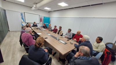 Apross, Pami y otras entidades crean una asociación para negociar aranceles y medicamentos en conjunto