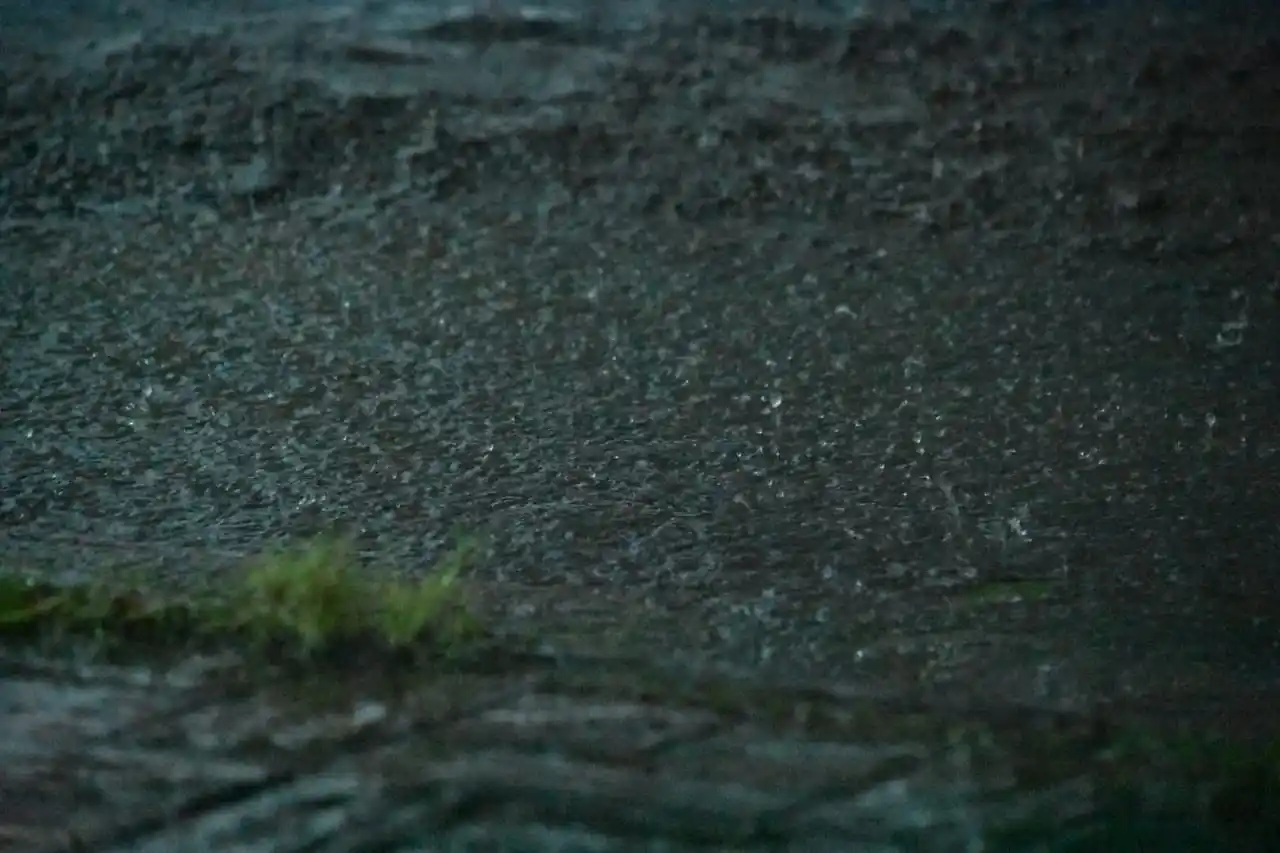 Rige alerta meteorológica para esta noche y la madrugada