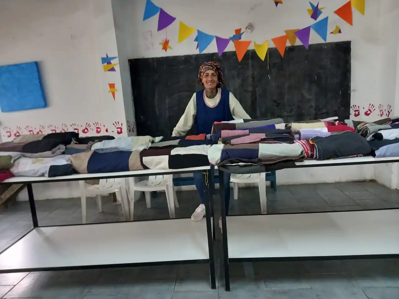 En la cárcel de mujeres de Azul confeccionaron y entregaron mantas a un comedor de Tandil