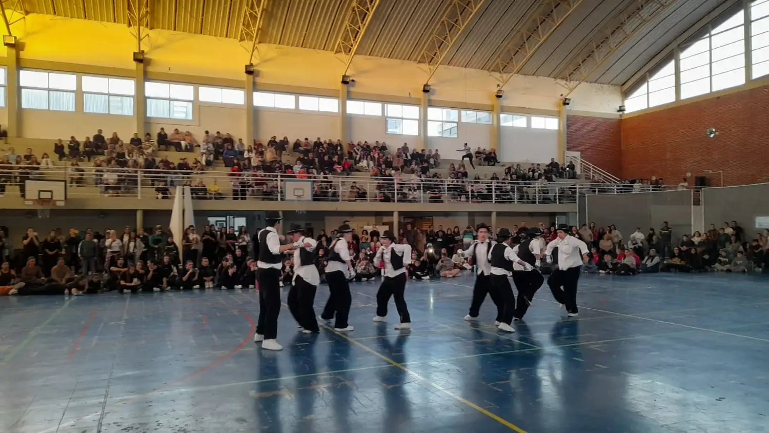 Convocante jornada solidaria por el Día de la Danza en el CEF