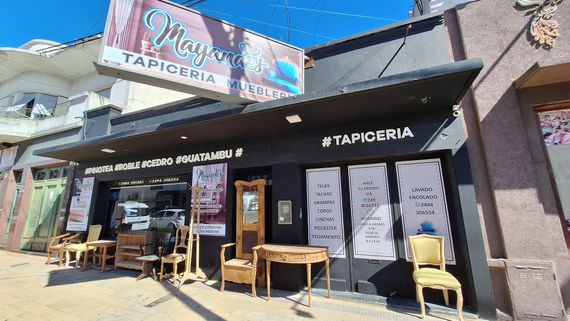 Mayandés Mueblería y Tapicería renació tras el incendio con propuestas a medida de los clientes