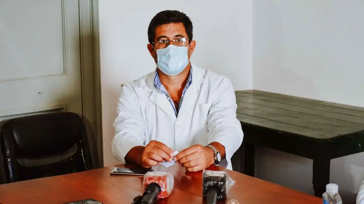 Gonzalo Jáuregui: "La baja de casos se debe a la vacunación y a cierta inmunidad de rebaño"