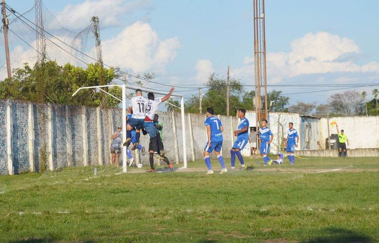 En un partido apenas discreto
Libertad y Juventud igualaron en cero