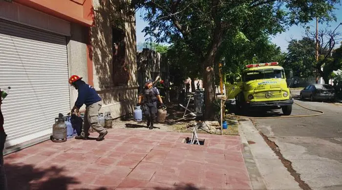 Bahía Blanca: Explotó una casa y un hombre resultó herido 
