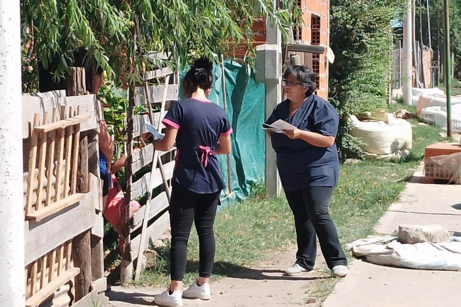 Se realizaron rondas de atención primaria en los barrios