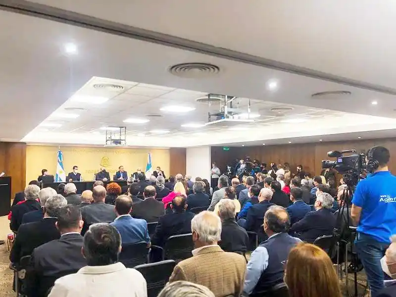 Parmetler en la presentación
del Plan Argentina Grande