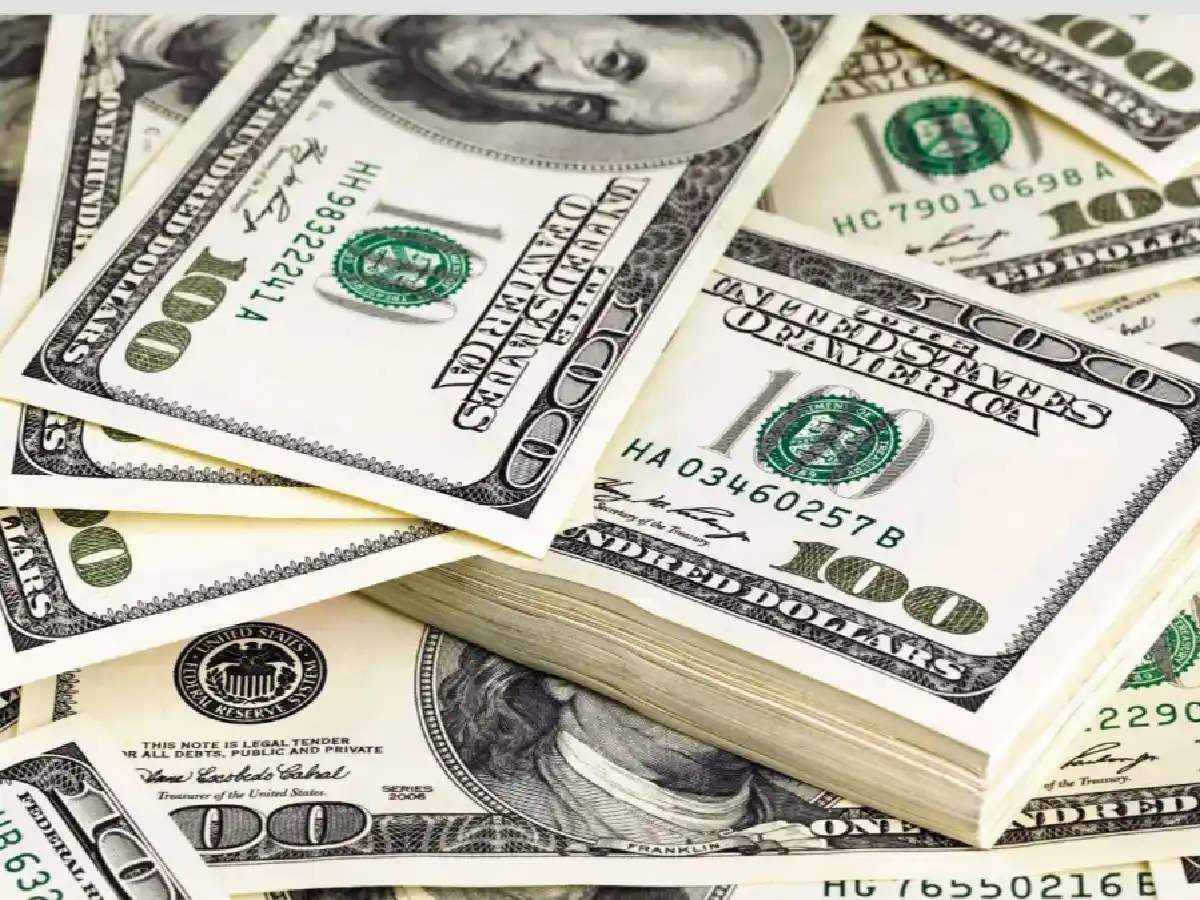 El dolar blue cerró el año en $346 y perdió frente a la inflación