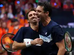 Argentina ganó el dobles y se clasificó a las Finales