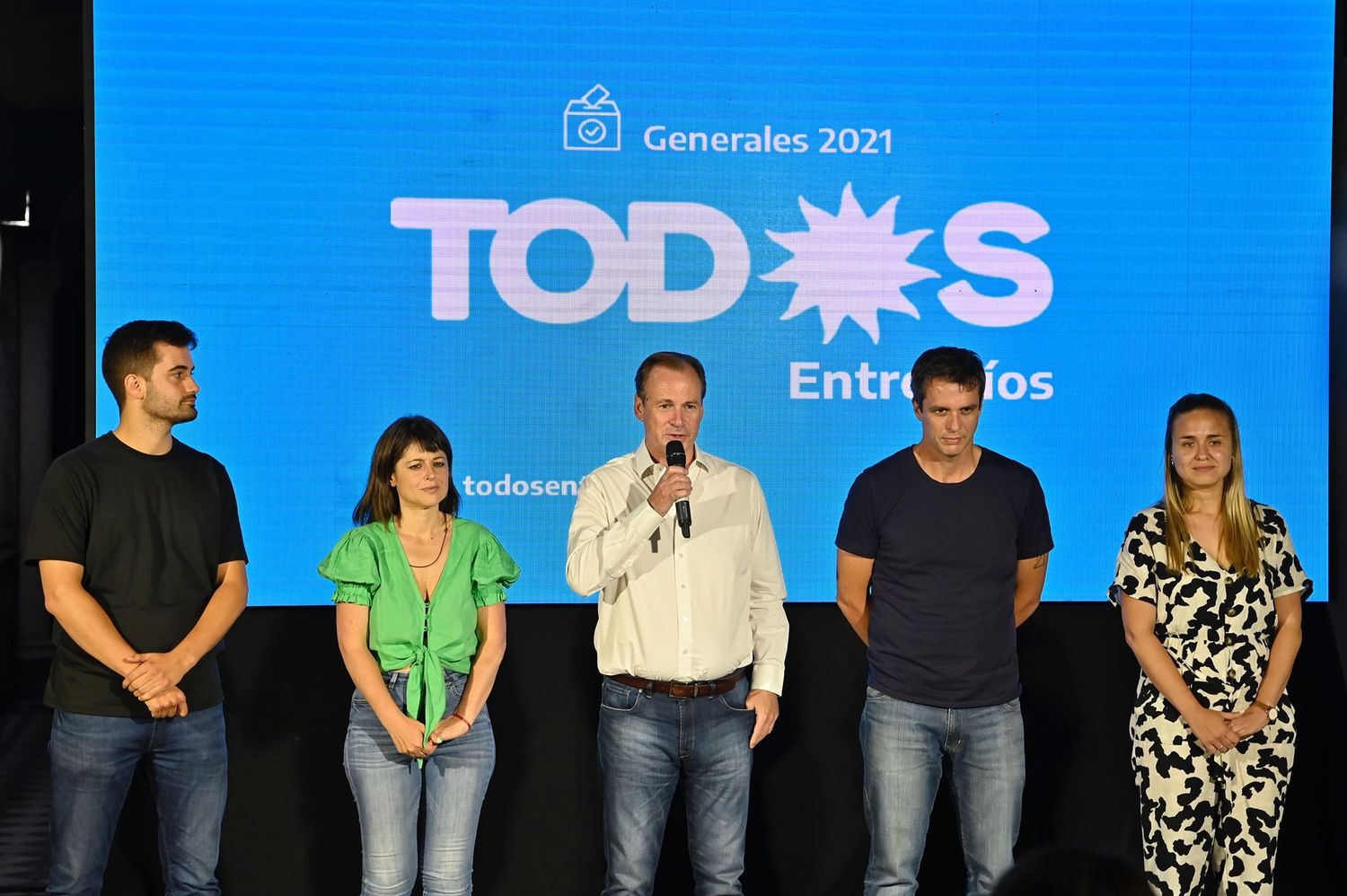  Bordet felicitó a los opositores y anunció: "conservamos los dos diputados"
