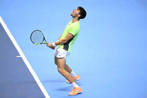 Alcaraz venció a Medvedev y se definieron las semifinales