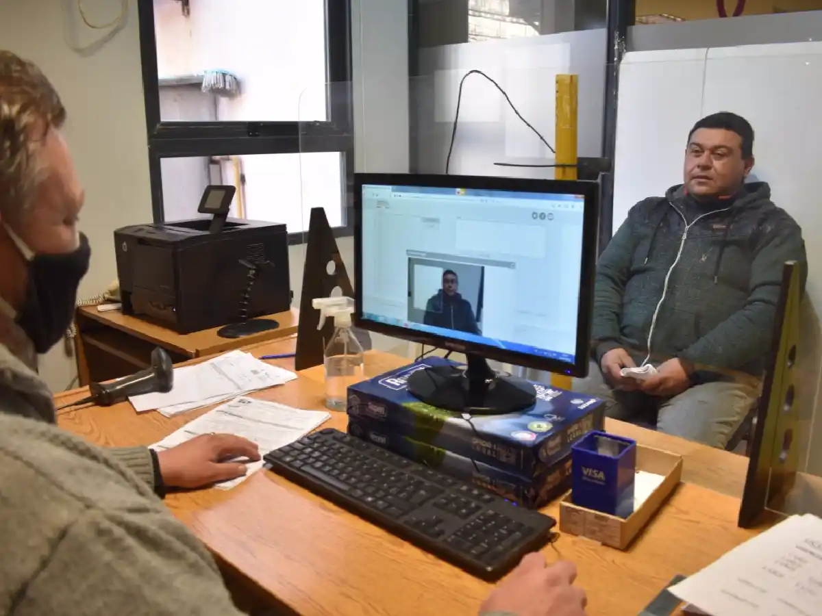 Frontera reactivó la emisión de nuevas licencias de conducir 