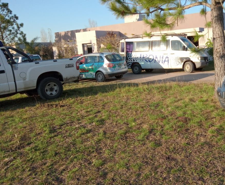 La policía desarticuló una fiesta clandestina a plena luz del día que se hacía en Pueblo Belgrano