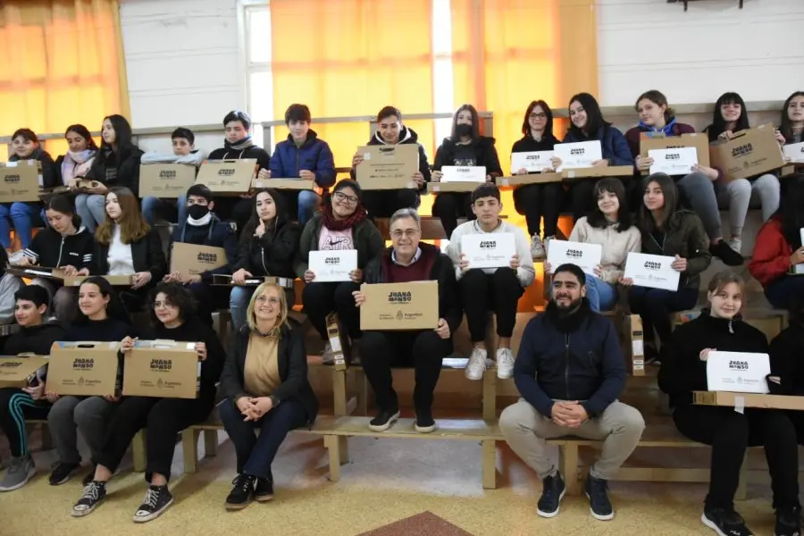 "Con las netbook están todos en una igualdad de condiciones”