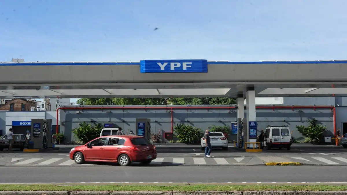La semana próxima aumentarán los combustibles