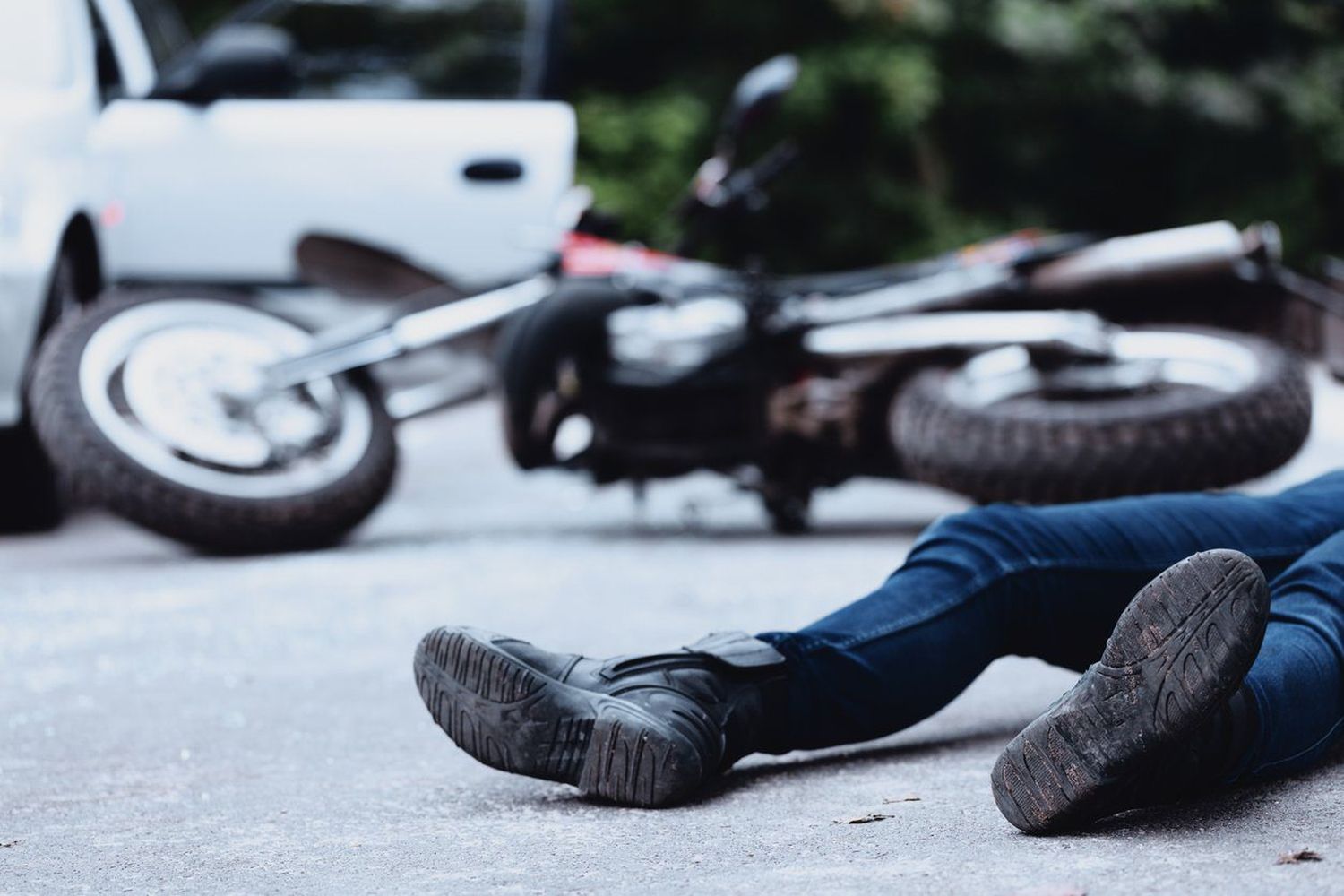 Aparatoso accidente de motos dejó saldo de dos muertos y dos heridos