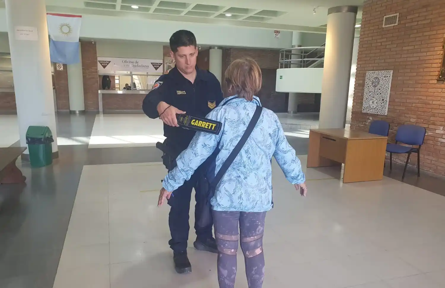 El detector de metales portátil ya se encuentra operativo en Tribunales