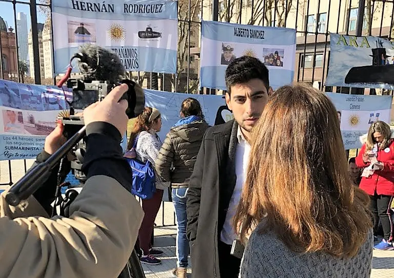 Facundo Moyano estuvo junto a los familiares del ARA San Juan: "Fuerza en su lucha"