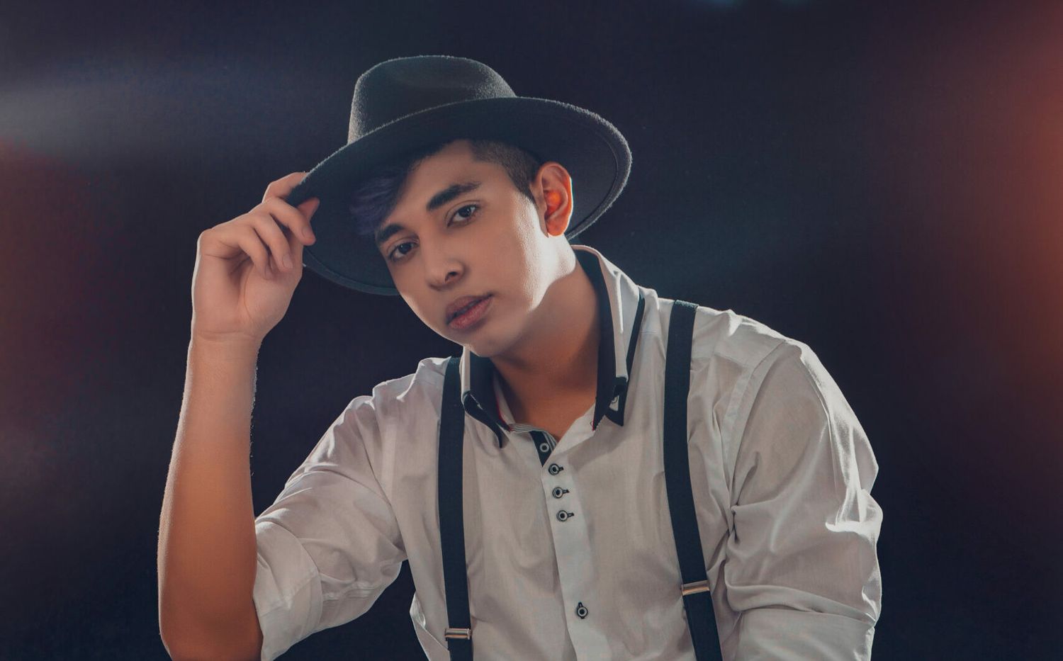 En estas ciudades Mota abrirá los shows de Lasso