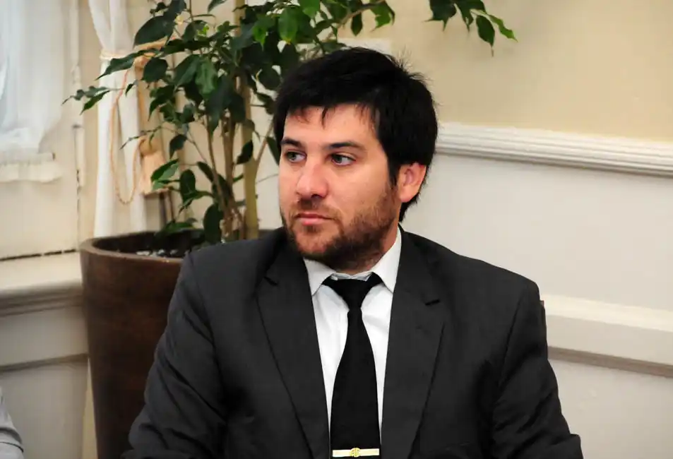 Andres Curcio: Renegociación de contratos por parte del municipio  |Cosas que pasan