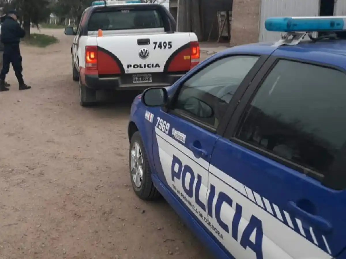 Balearon el frente de una casa en Brinkmann