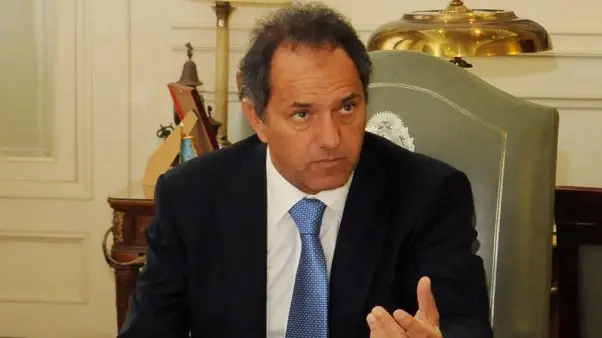 Scioli se reunió con intendentes para evitar más fugas al Frente Renovador