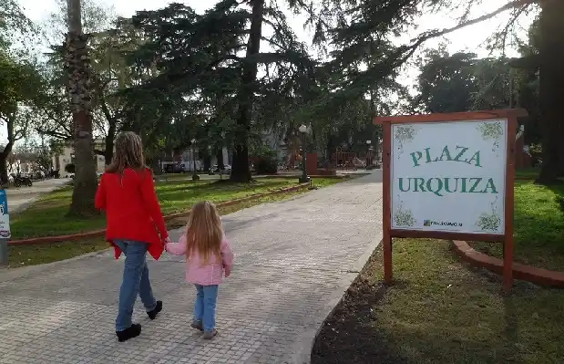Intentó abusar de una adolescente frente a la Municipalidad 