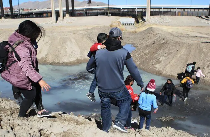 Redes del cartel de Sinaloa SE APROVECHAN de migrantes venezolanos