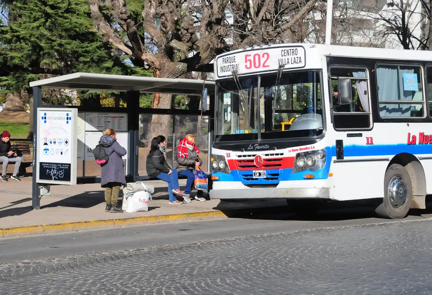 Solicitarán al Ejecutivo un esquema anual para la construcción de refugios de colectivos