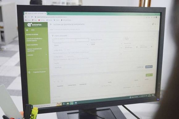 Con el expediente electrónico se avanza en eficacia y transparencia