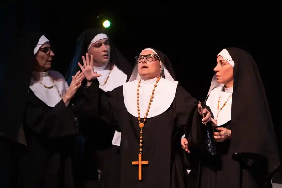 Nuevas funciones de “Hermanas Tejedoras" en La Máscara