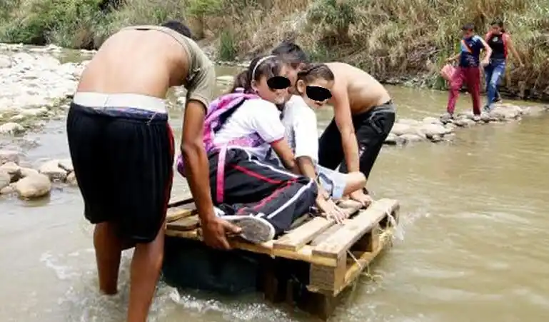¡INHUMANO! El trato que reciben los menores de edad en la zona fronteriza con Colombia