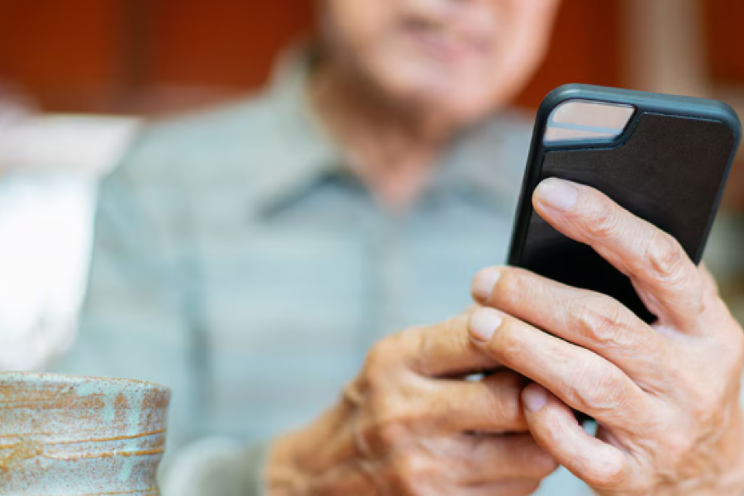 El PAMI lanzó un comunicado para advertir a sus afiliados por nuevos reclamos de estafas virtuales.