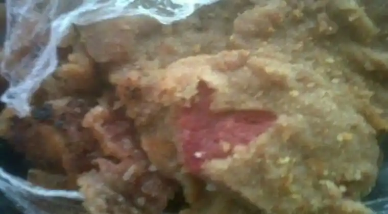 Familia intoxicada tras comer milanesas en mal estado: murieron un hombre, 4 perros y 2 gatos