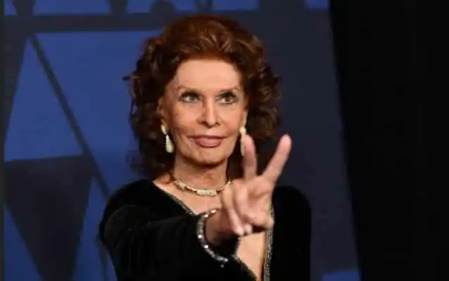 Sophia Loren recibe el Oscar italiano como actriz