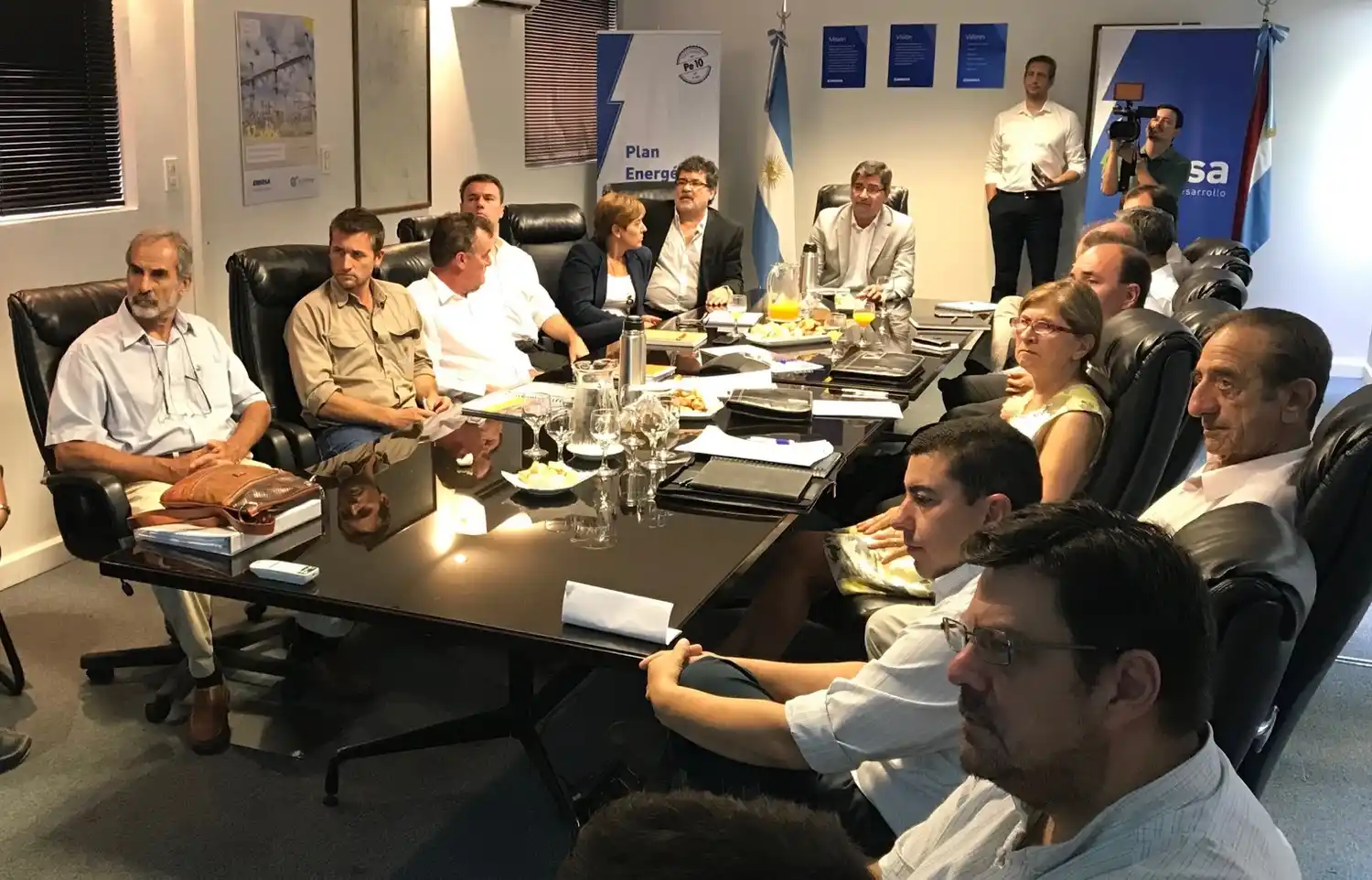 Realizaron la primera reunión para tratar el Programa Provincial de Electrificación Rural Productivo