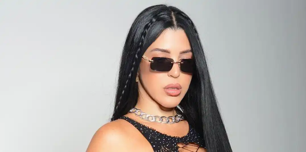 TREMENDA SORPRESA: Rosita muestra su pancita