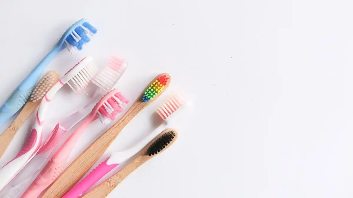 ¿Cada cuánto tiempo se debe cambiar el cepillo de dientes?