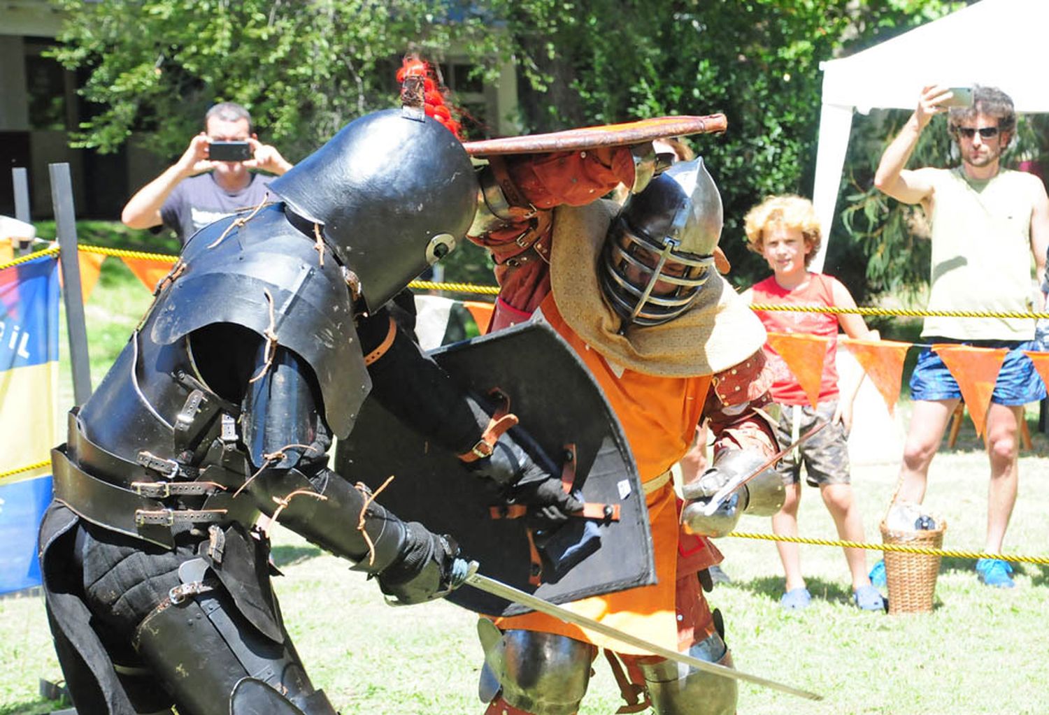 La epopeya medieval brindó otro combate de lujo en la ciudad con la disputa de la Copa Centinela