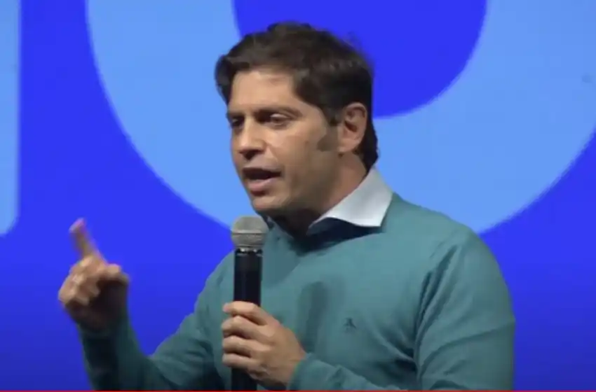 En un clima festivo, Kicillof saludó a la militancia y afirmó que es "siempre optimista"
