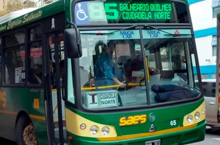 Desde mañana el boleto mínimo de colectivo en el AMBA pasará a costar 42,67 pesos