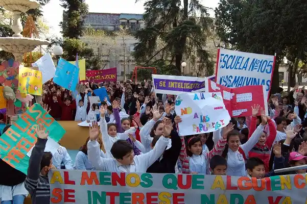 Buscan declarar de Interés Educativo el Grito Blanco 2018