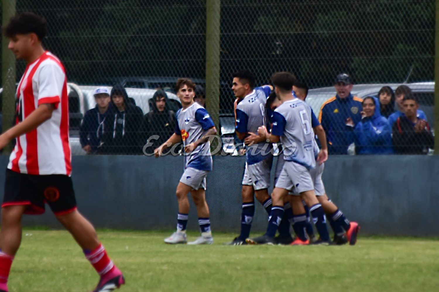 Festejo de gol. De Gimnasia ante Huracán