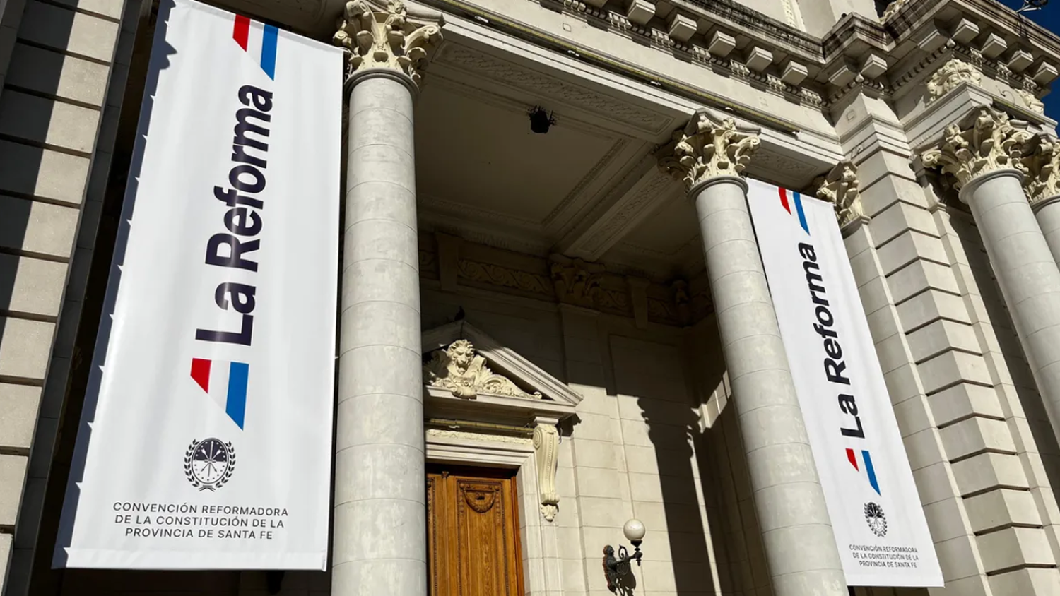 Convención Reformadora en Santa Fe: cuarto intermedio hasta las 20 y disputas por el reglamento